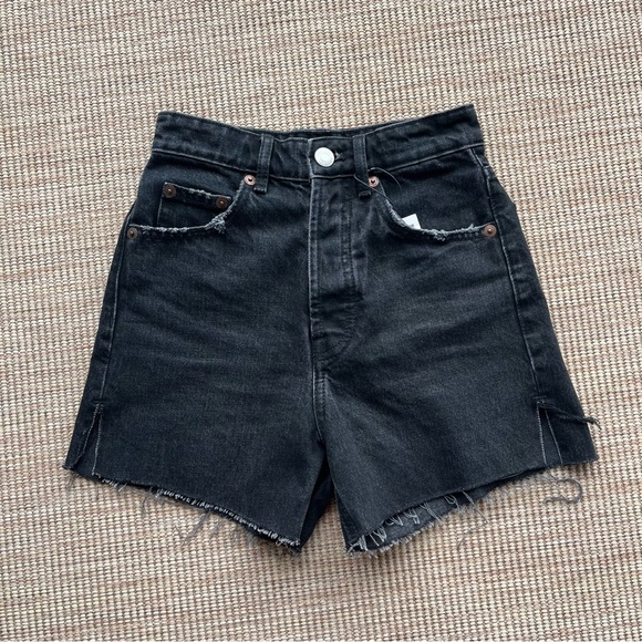ZARA Denim Shorts - Picture 2 of 4